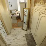 Apartment Basilica Διαμέρισμα *
