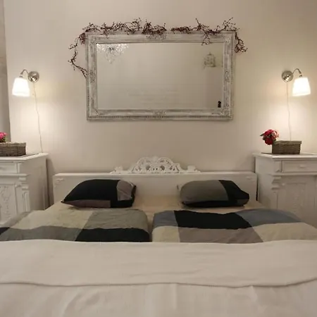 Apartment Vintage At Basilica Budapest