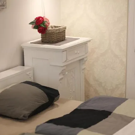 Vintage At Basilica Apartment *