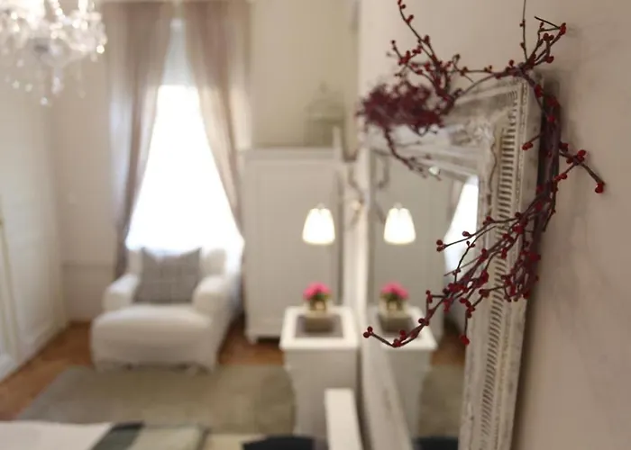 Vintage Apartment at Basilica Budapest