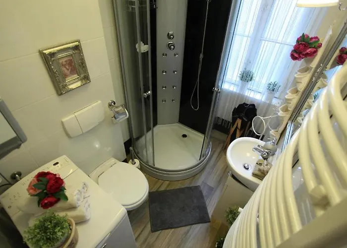 Vintage Apartment at Basilica * Budapest